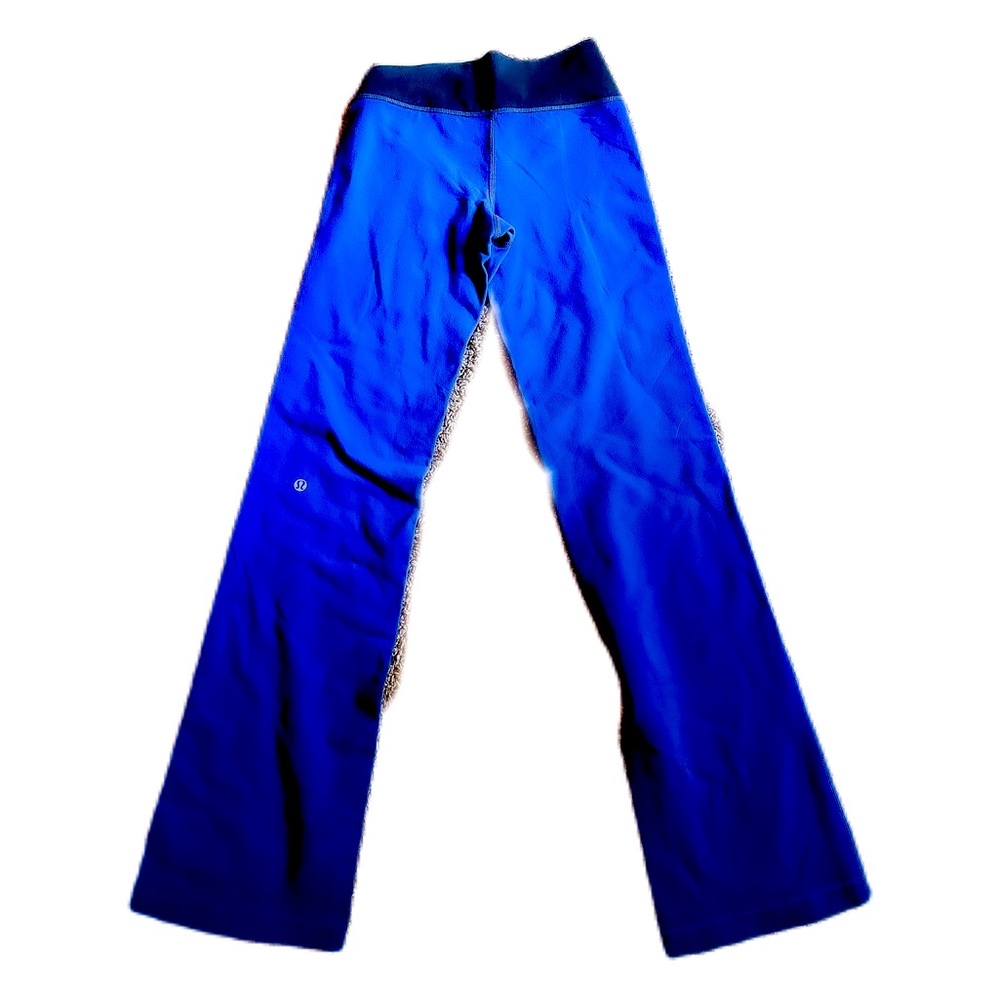 Lululemon,Groove Nulu,super high rise flared pants. Size 8.